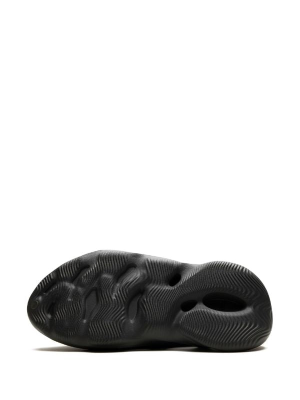 Adidas Yeezy Onyx Foam Runner