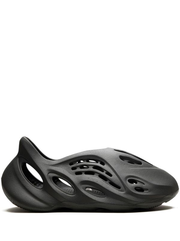 Adidas Yeezy Onyx Foam Runner